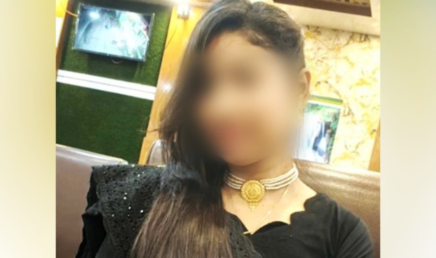 ঘুম ভেঙে দেখেন প্রেমিকের সঙ্গে উধাও স্ত্রী, সবার কাছে স্ত্রী ফিরে আসার দোয়া চাইলেন